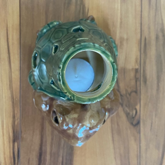 Elongated unique ceramic snapping Turtle tea candle holder decor include candles - Picture 6 of 8